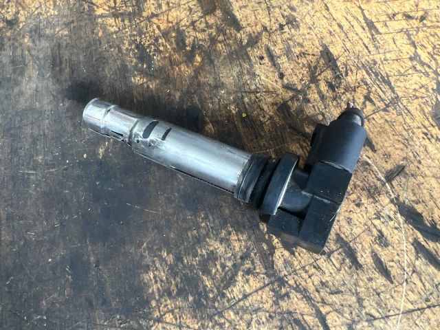 bontott VW GOLF IV Gyújtótrafó