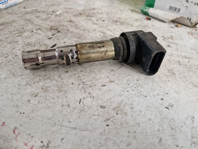 bontott VW GOLF IV Gyújtótrafó