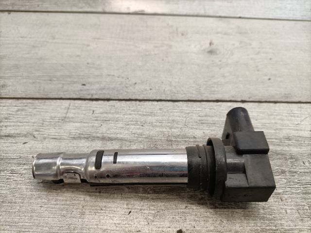 bontott VW GOLF IV Gyújtótrafó