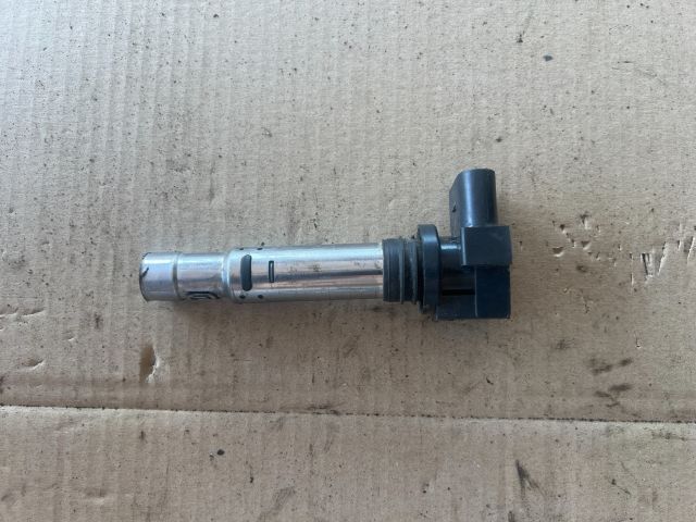 bontott VW GOLF IV Gyújtótrafó