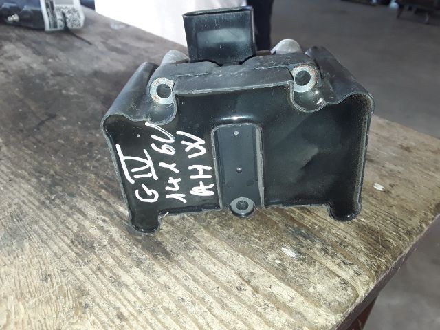 bontott VW GOLF IV Gyújtótrafó