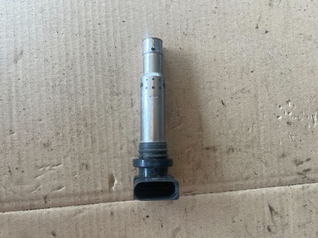 bontott VW GOLF IV Gyújtótrafó