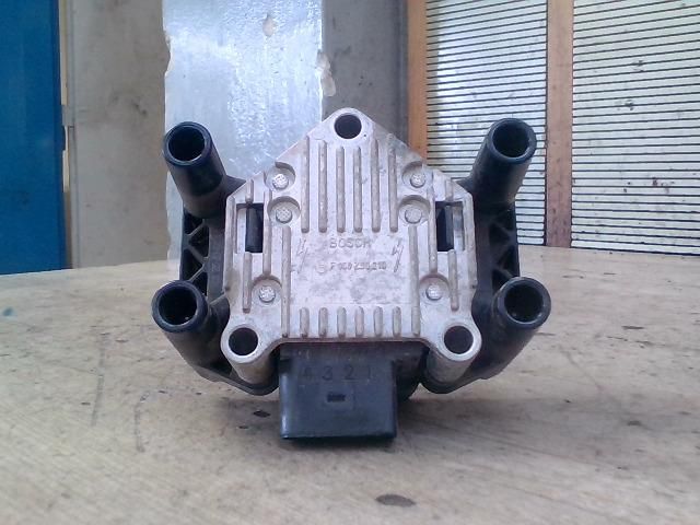 bontott VW GOLF IV Gyújtótrafó