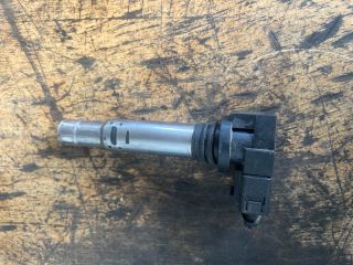 bontott VW GOLF IV Gyújtótrafó