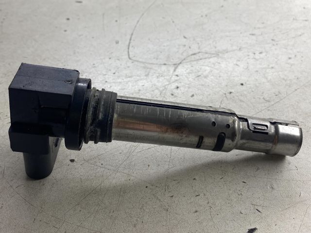 bontott VW GOLF IV Gyújtótrafó