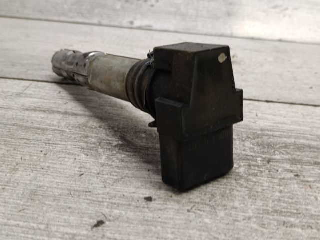 bontott VW GOLF IV Gyújtótrafó