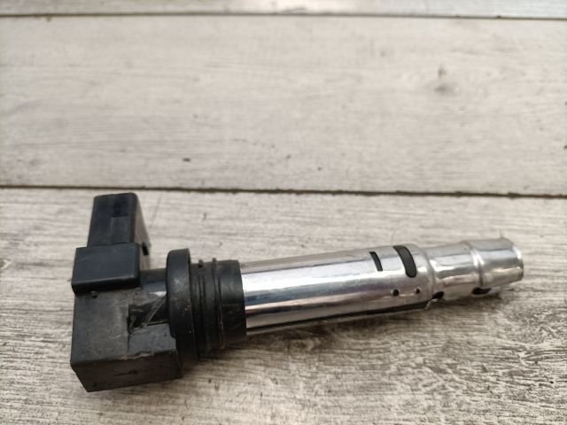 bontott VW GOLF IV Gyújtótrafó