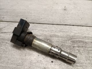 bontott VW GOLF IV Gyújtótrafó