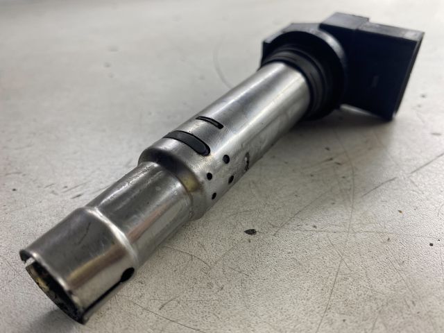 bontott VW GOLF IV Gyújtótrafó