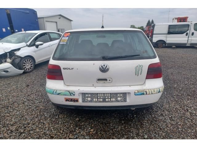 bontott VW GOLF IV Homlokfal (Üres lemez)