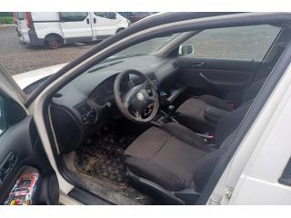 bontott VW GOLF IV Homlokfal (Üres lemez)