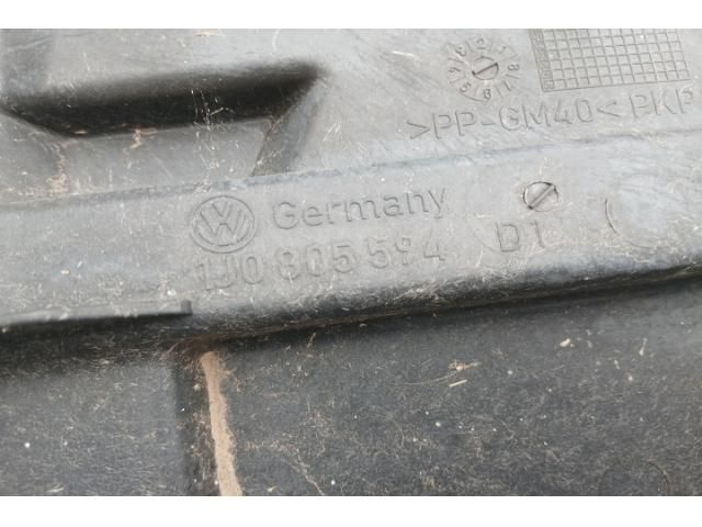 bontott VW GOLF IV Homlokfal (Üres lemez)