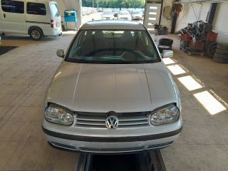 bontott VW GOLF IV Homlokfal (Üres lemez)