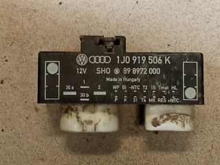 bontott VW GOLF IV Hűtőventilátor Relé