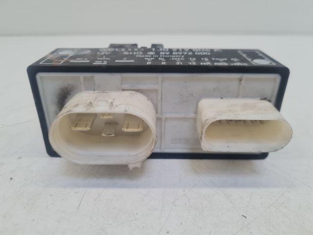 bontott VW GOLF IV Hűtőventilátor Relé
