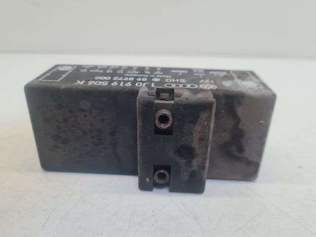 bontott VW GOLF IV Hűtőventilátor Relé