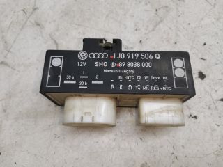 bontott VW GOLF IV Hűtőventilátor Relé