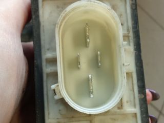 bontott VW GOLF IV Hűtőventilátor Relé