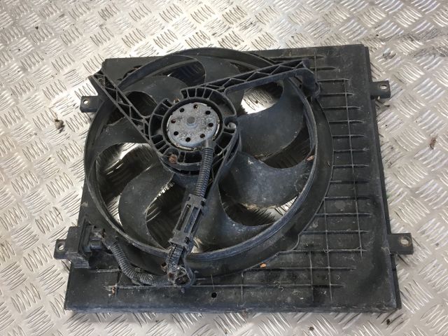 bontott VW GOLF IV Hűtőventilátor