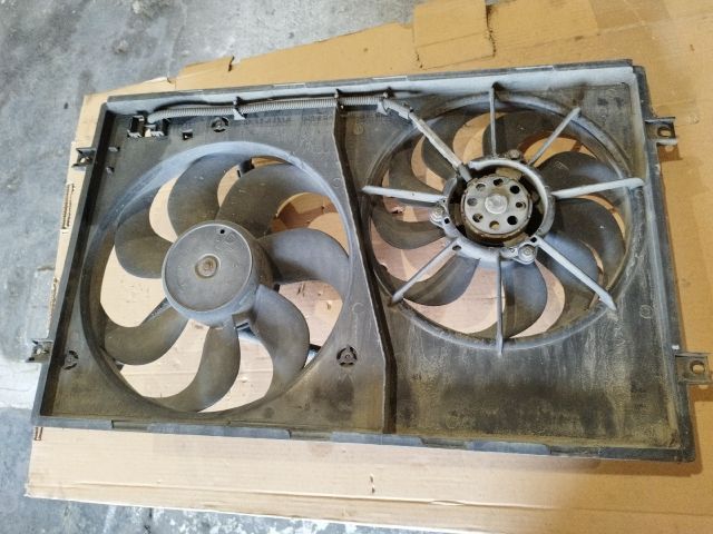 bontott VW GOLF IV Hűtőventilátor