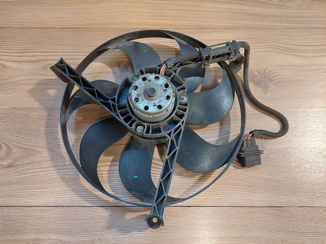 bontott VW GOLF IV Hűtőventilátor