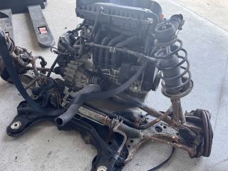 bontott VW GOLF IV Jobb első Féknyereg Munkahengerrel