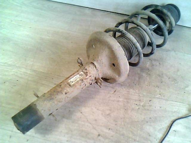 bontott VW GOLF IV Jobb első Gólyaláb (Lengécsillapító, Rugó)