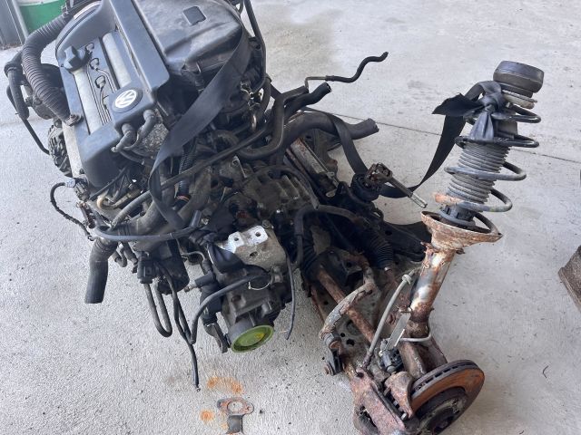 bontott VW GOLF IV Jobb első Lengéscsillapító