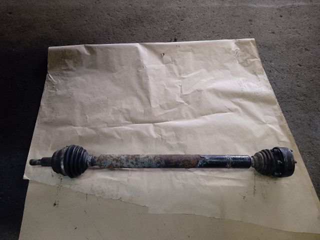 bontott VW GOLF IV Jobb Féltengely