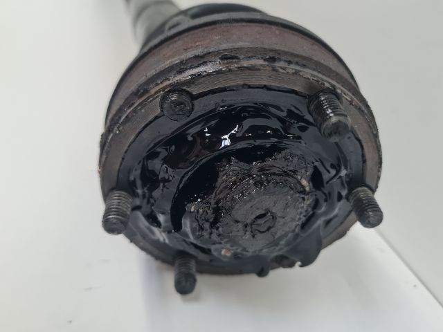 bontott VW GOLF IV Jobb Féltengely