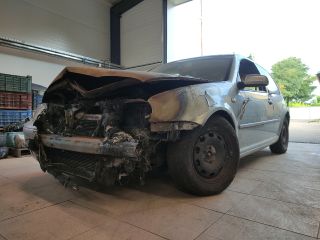 bontott VW GOLF IV Jobb hátsó Féknyereg Munkahengerrel