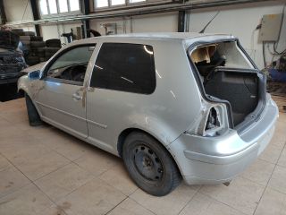 bontott VW GOLF IV Jobb hátsó Féknyereg Munkahengerrel