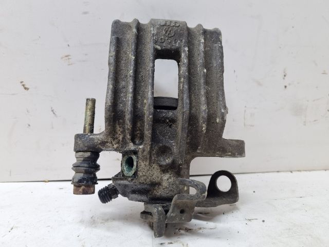 bontott VW GOLF IV Jobb hátsó Féknyereg Munkahengerrel