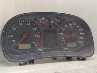 bontott VW GOLF IV Kilométeróra