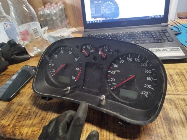 bontott VW GOLF IV Kilométeróra