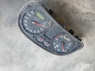 bontott VW GOLF IV Kilométeróra