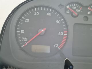 bontott VW GOLF IV Kilométeróra