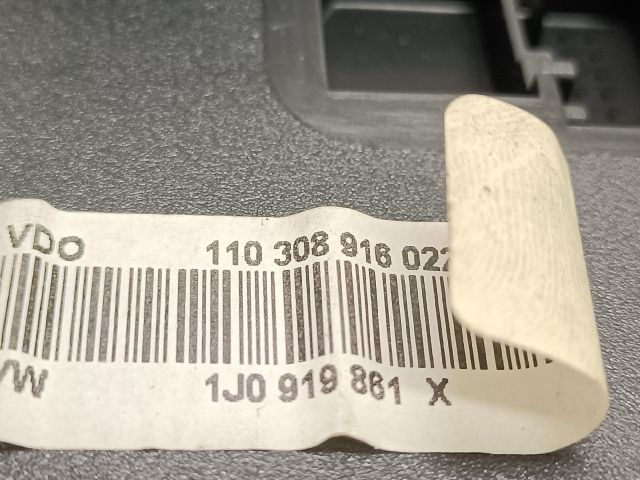 bontott VW GOLF IV Kilométeróra