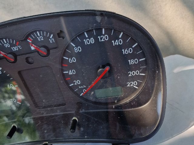 bontott VW GOLF IV Kilométeróra