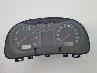 bontott VW GOLF IV Kilométeróra