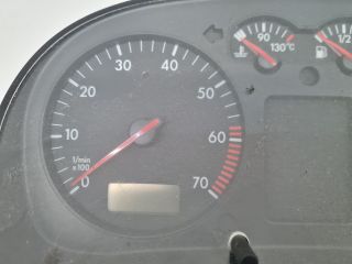 bontott VW GOLF IV Kilométeróra