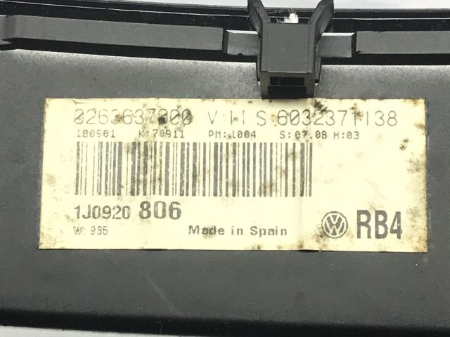 bontott VW GOLF IV Kilométeróra