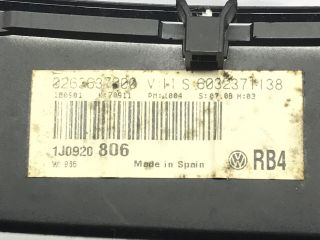 bontott VW GOLF IV Kilométeróra