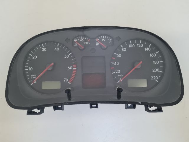 bontott VW GOLF IV Kilométeróra