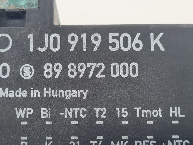 bontott VW GOLF IV Klíma Relé