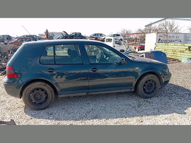 bontott VW GOLF IV Klímahűtő Radiátor