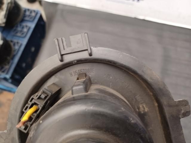 bontott VW GOLF IV Klímahűtő Ventilátor