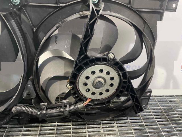 bontott VW GOLF IV Klímahűtő Ventilátor