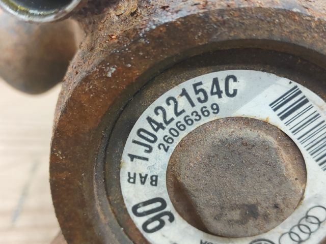 bontott VW GOLF IV Kormányszervó Motor (Hidraulikus)