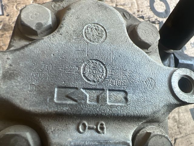 bontott VW GOLF IV Kormányszervó Motor (Hidraulikus)